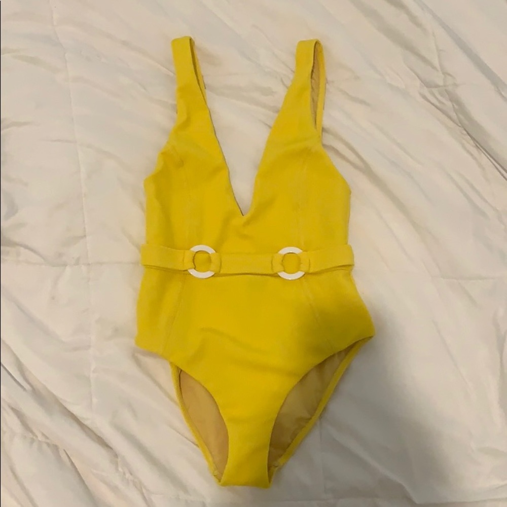 Suboo Ines Deep V One Piece - Picture 5 of 8